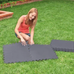 Intex DALLES DE PROTECTION MOUSSE 7 Intex DALLES DE PROTECTION MOUSSE -Libresurf Boutique dalles de protection mousse 3