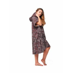 PONCHO AFTER NIGHTMARE BLACK -Libresurf Boutique poncho after nightmare black 2