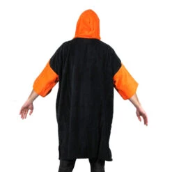 Poncho Howzit Noir/orange -Libresurf Boutique poncho howzit noir orange 3